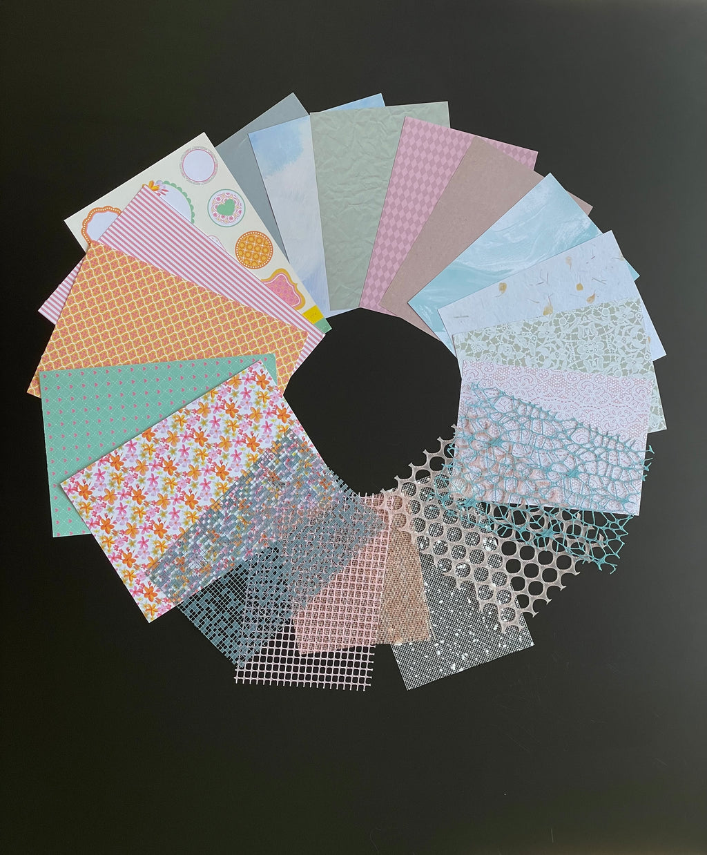 Sachets de 20 papiers à motifs
